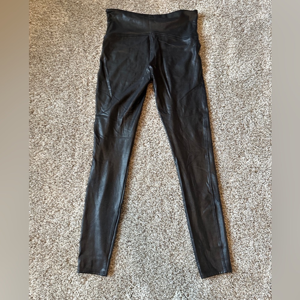 Spanx Faux Leather Leggings – Size Large, Excellent Used Condition